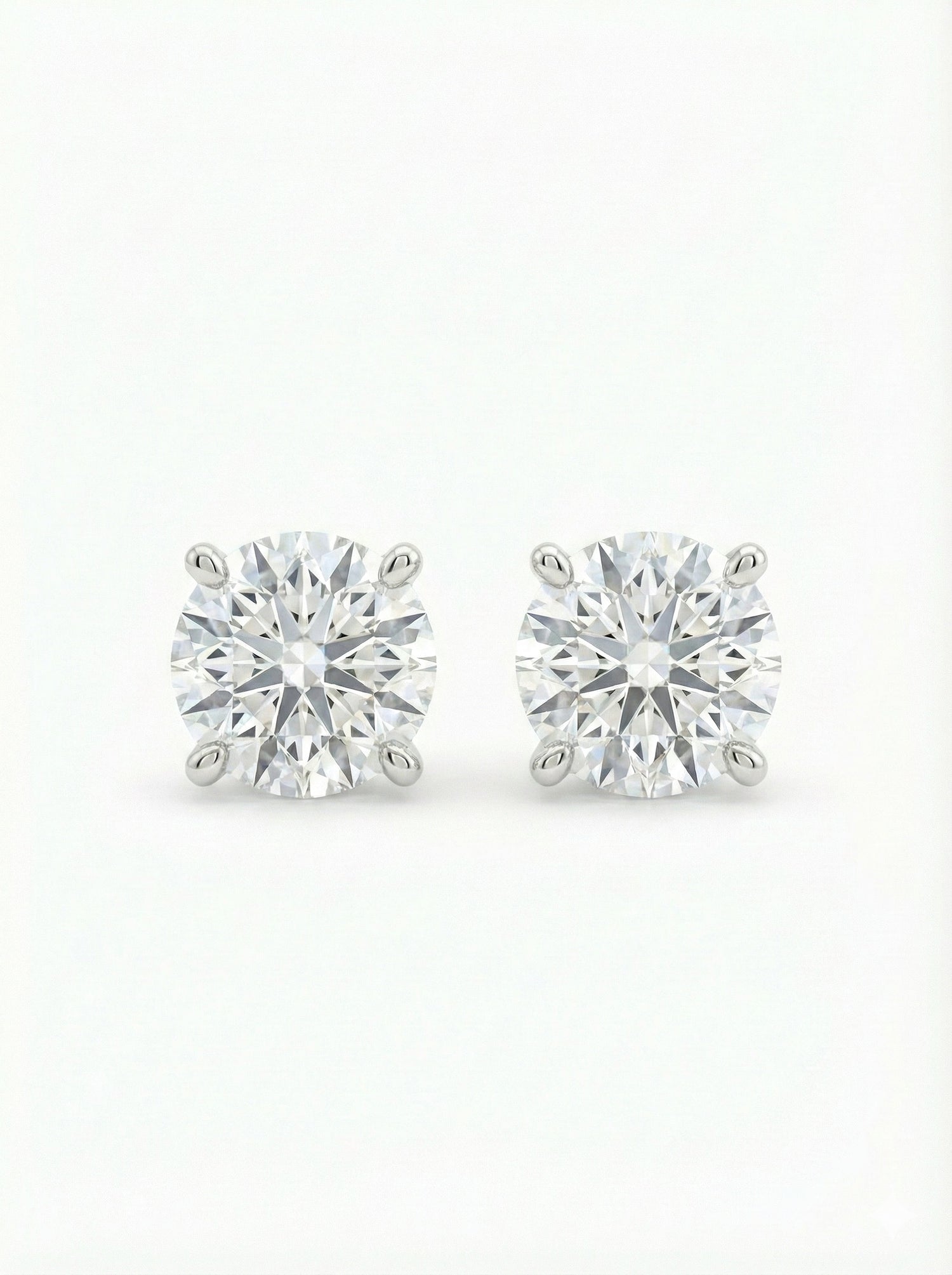 The Round Diamond Studs