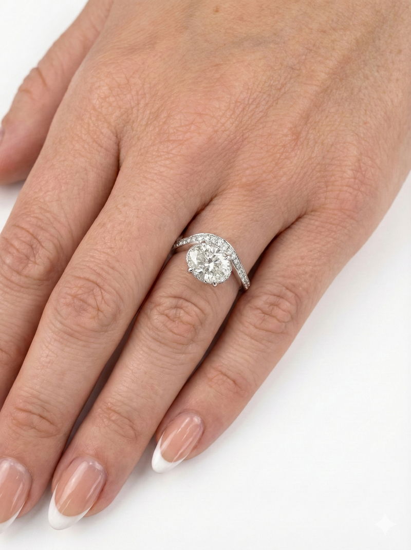 The Pavé Curve Ring