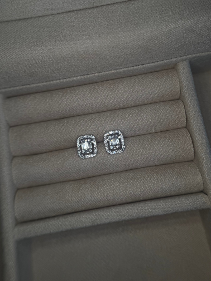 The Emerald Illusion Set Earrings