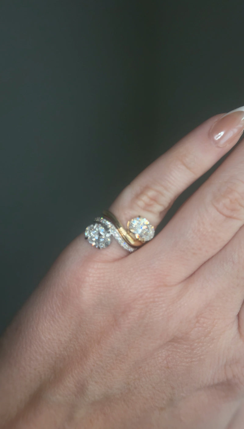 The Pavé Curve Ring