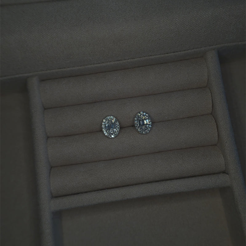 The Oval Illusion Set Earrings